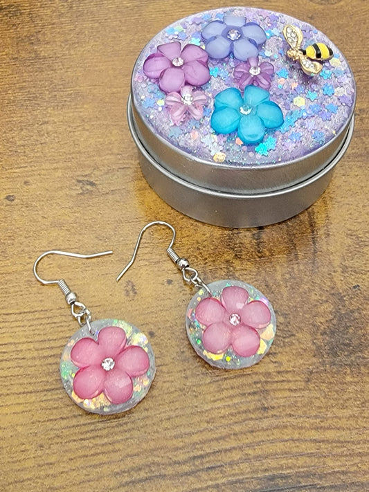 Pink flower handmade resin earrings, dangle drop earrings, handmade resin jewelry, cute earrings, gifts for her