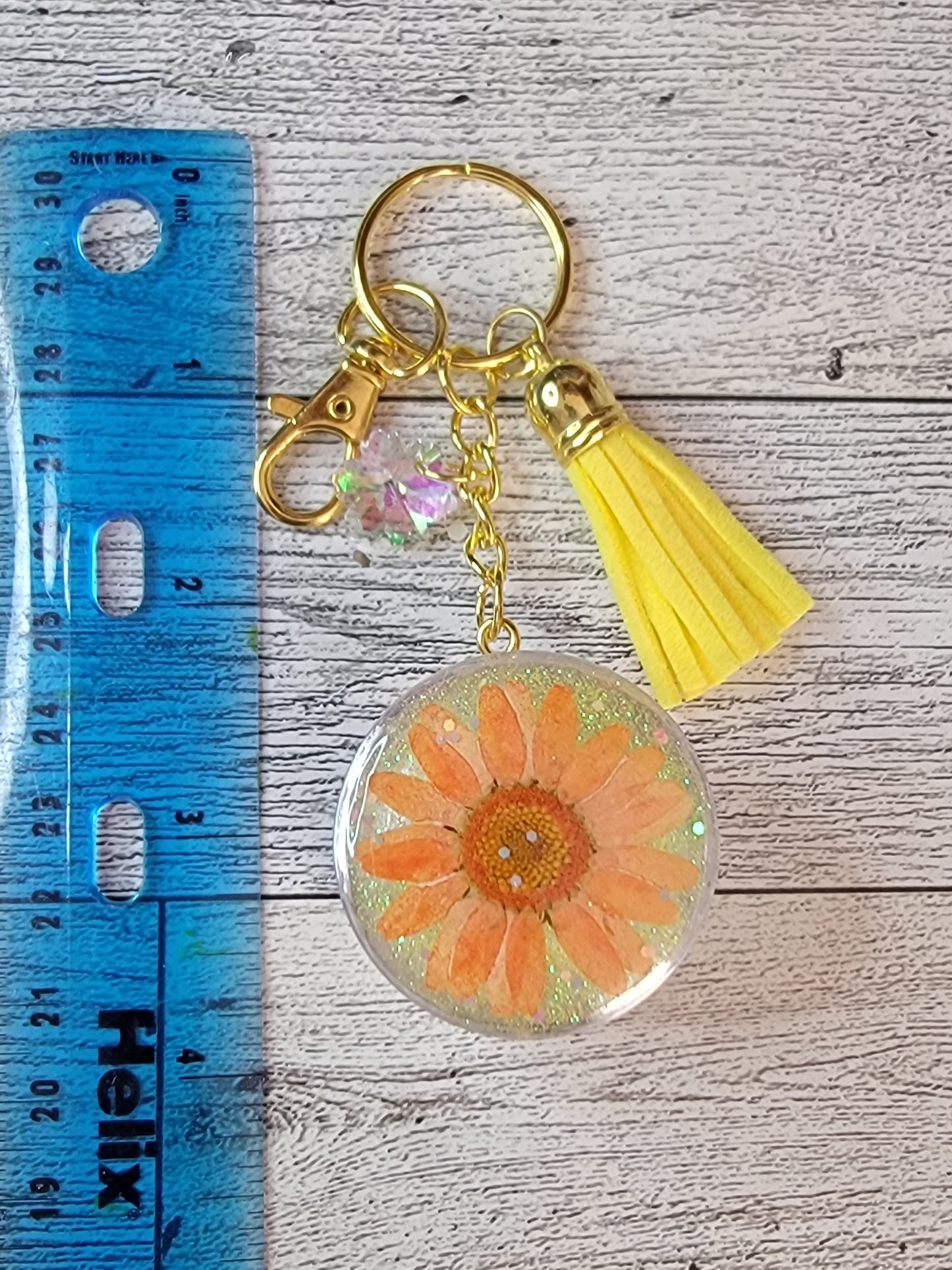 Dried flower keychain jar container, travel pill case, Pill Jar, stash jar, Jewelry Holder Keychain, jewelry case, gifts for her