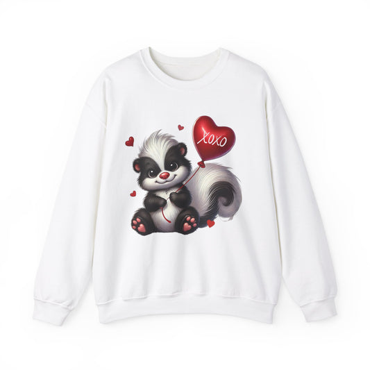 Valentines Skunk Sweatshirt, Cute Cozy women Crewneck Comfy Gift for Her, Funny Animal Lover Top, girly sweatshirt, valentine winter shirt