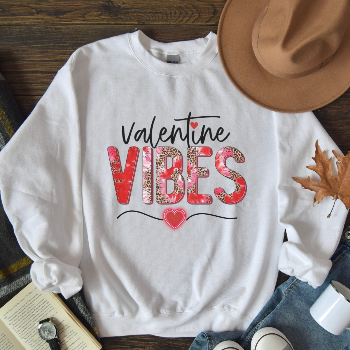 Valentines Vibes Sweatshirt, Cozy Winter Weather Crew Neck for Women - Unisex Sweatshirt, Valentine's Day Gift, Warm Pullover sweater,