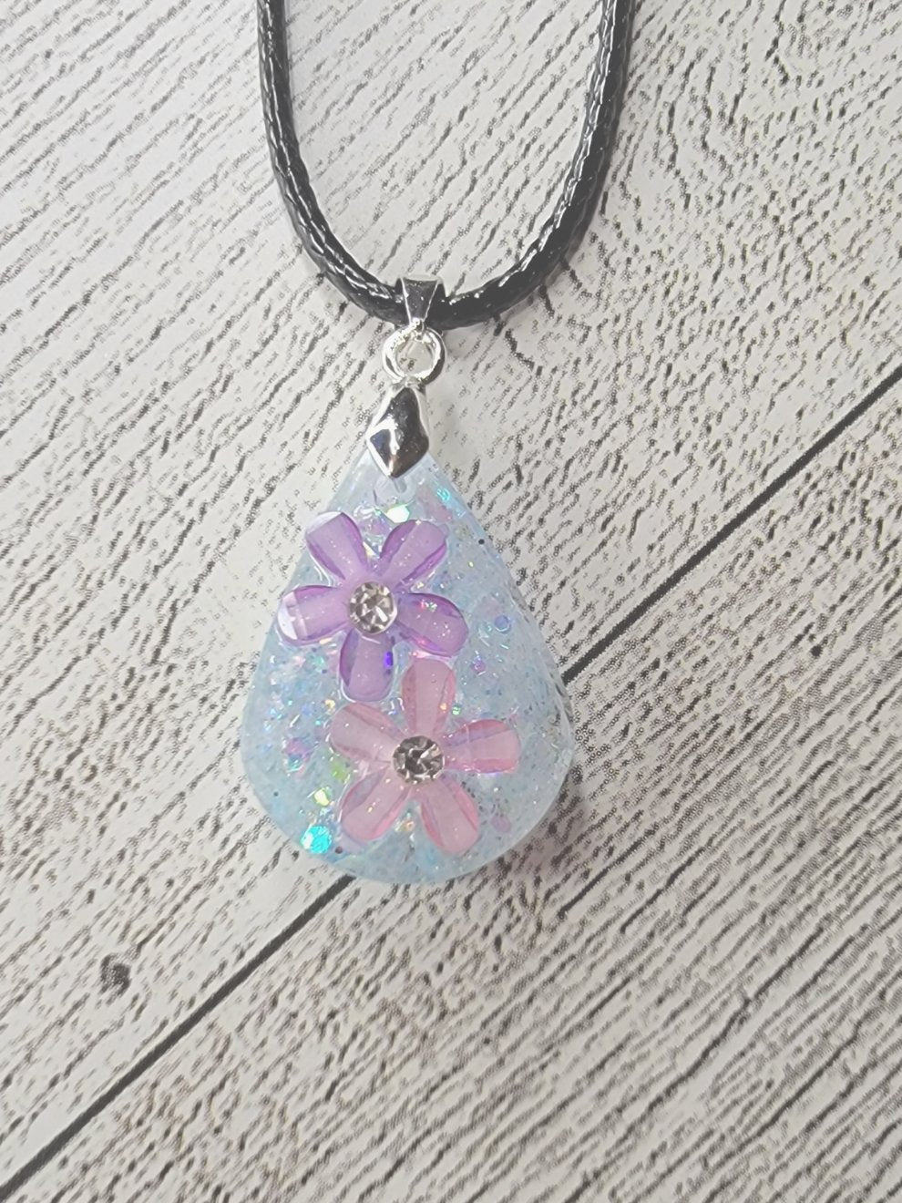 Spring flowers pendant necklace for women, handmade necklace, flower necklace, gift for her