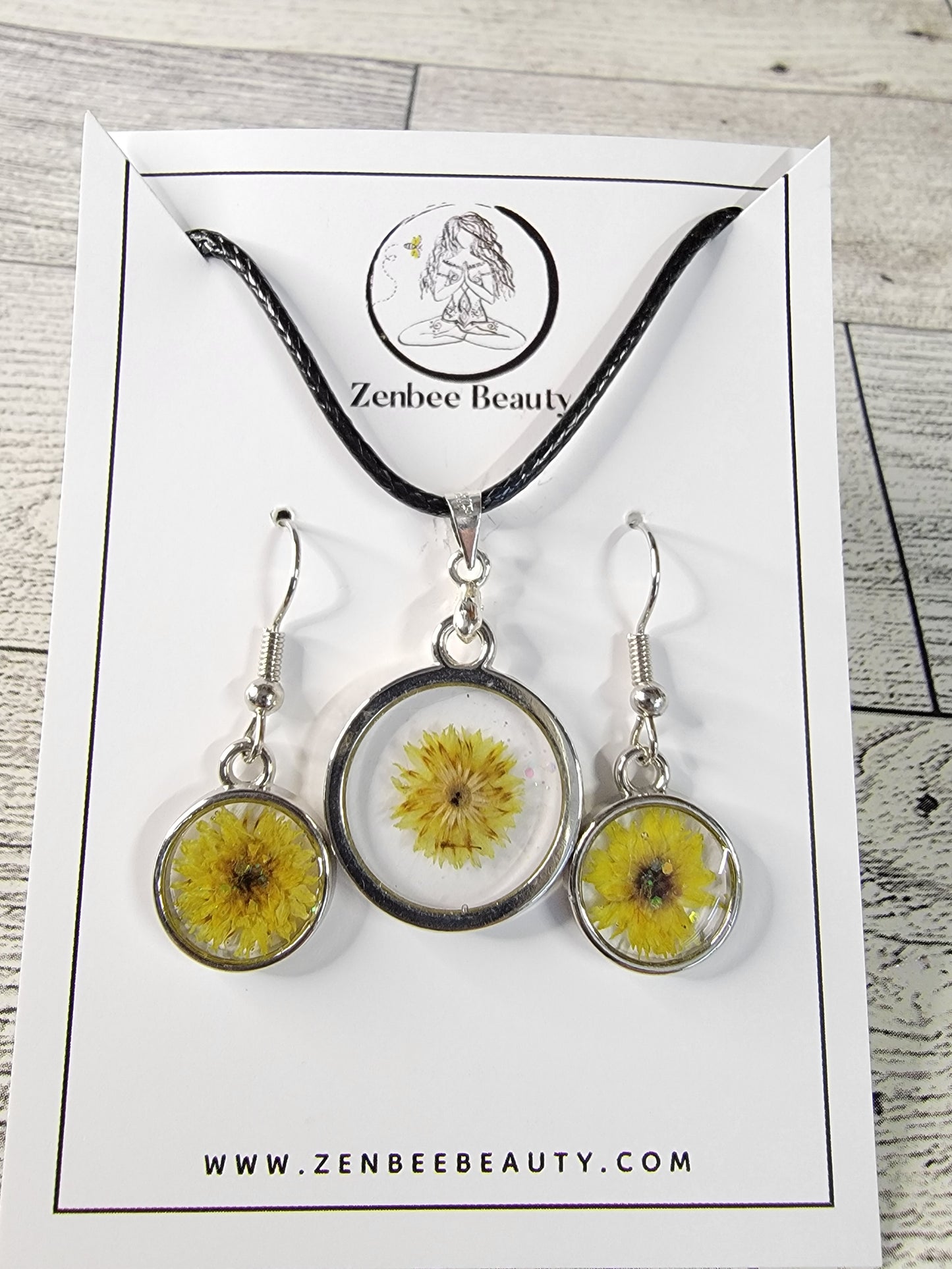 Real dried yellow flower handmade resin pendant necklace jewelry earring set for women, flower necklace, cute earrings, gifts for her